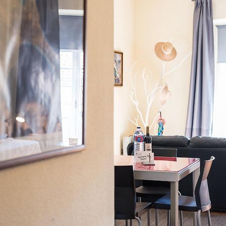 Guestready - Minimalistic Studio Downtown OOporto Esterno foto