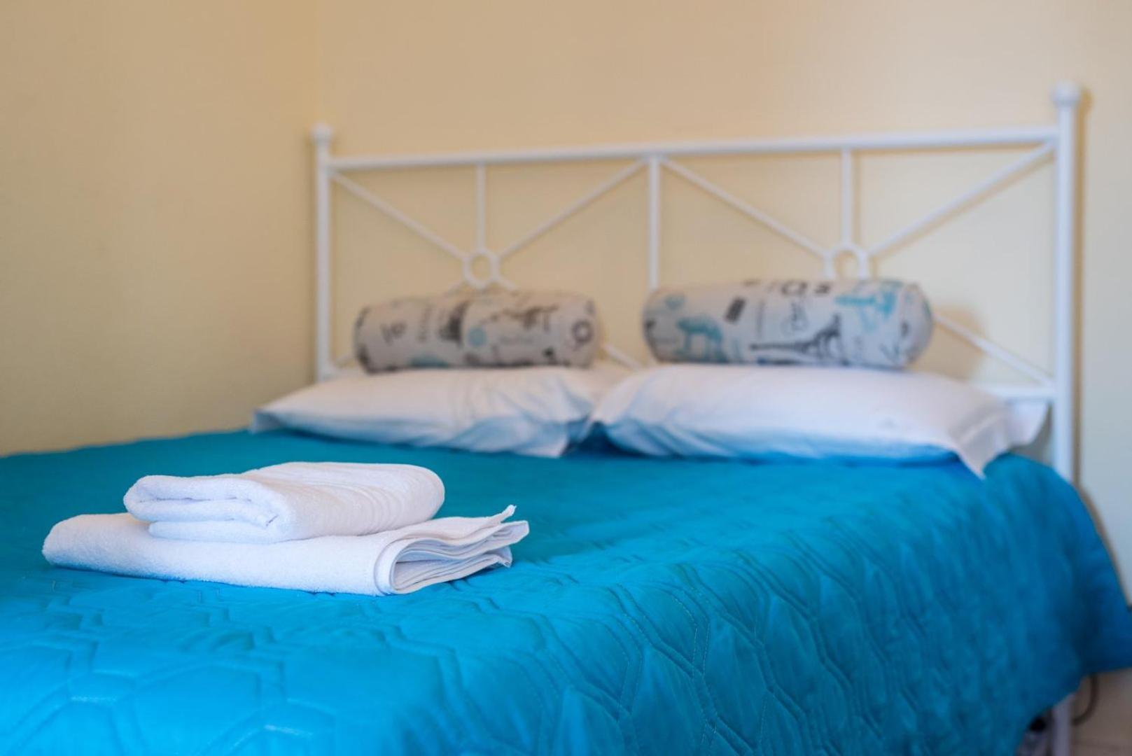 Guestready - Minimalistic Studio Downtown OOporto Esterno foto