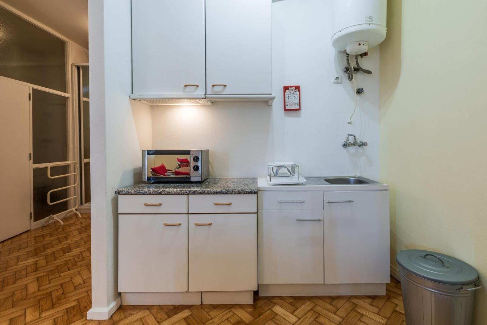 Guestready - Minimalistic Studio Downtown OOporto Esterno foto